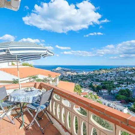 Maison Holiday home *